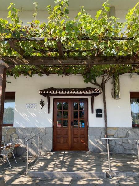 Atxispe Etxea Casa Rural Laukiz Екстериор снимка